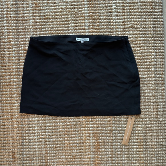 Reformation Carla Low Waist Skirt - Picture 2 of 6